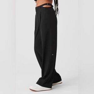 Alo Yoga Mid-Rise Showdown Black Trousers Size Large